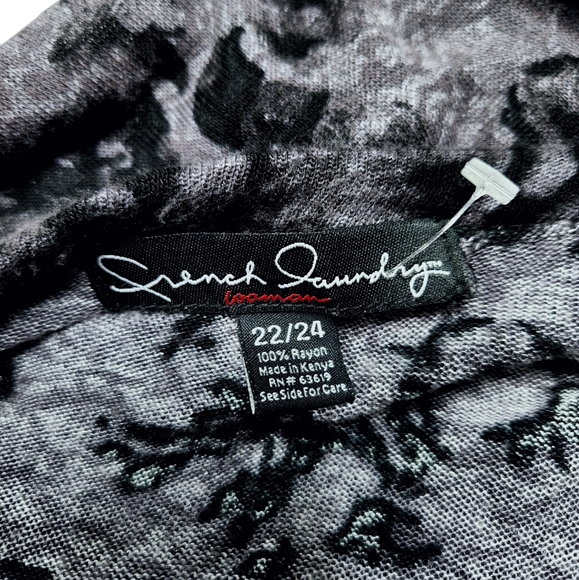 French Laundry Semi-Sheer Floral Baroque Long Sleeve Cardigan | 22/24 - Picture 4 of 7